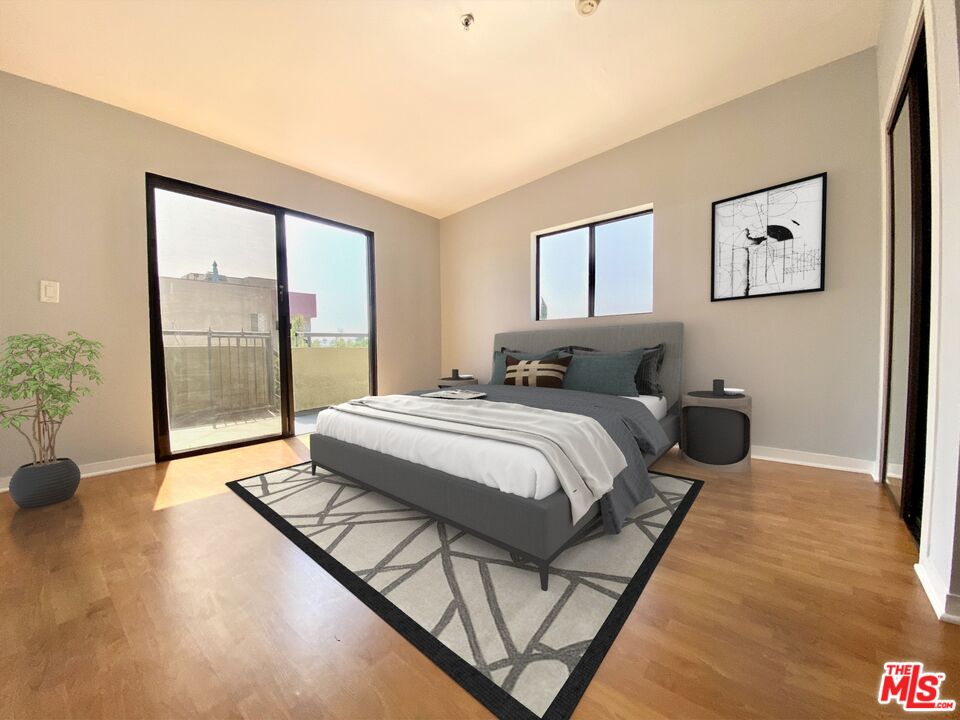 1610 Broadway Unit: #301