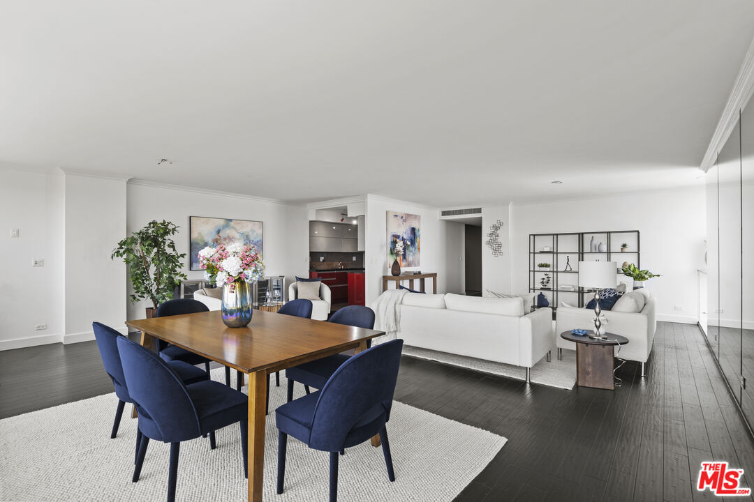 2220 Avenue Of The Stars Unit: 704