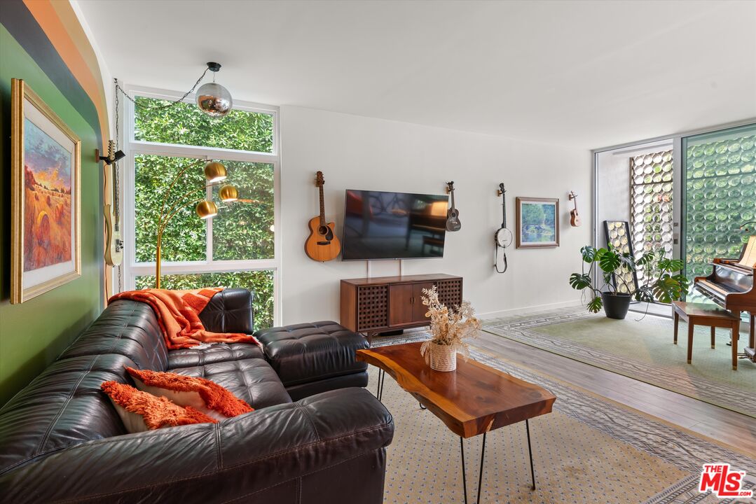 7960 Selma Ave Unit: 207