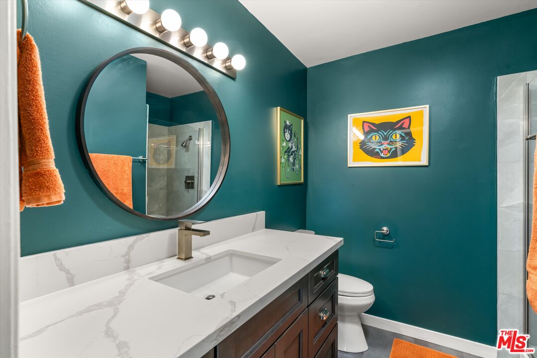7960 Selma Ave Unit: 207