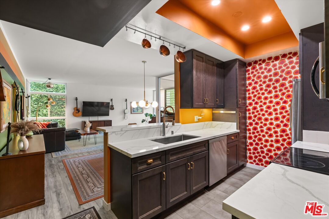 7960 Selma Ave Unit: 207