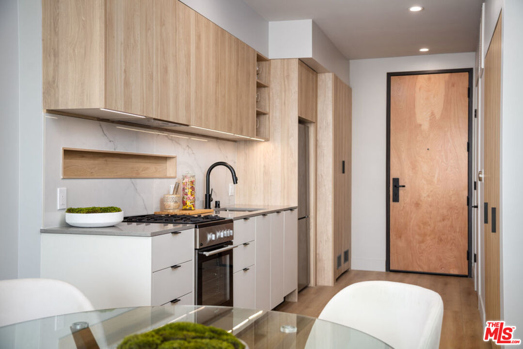 12431 Rochester Ave Unit: 408