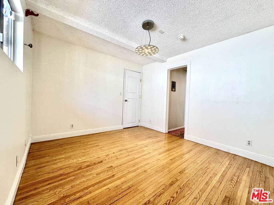 11122 Exposition Blvd