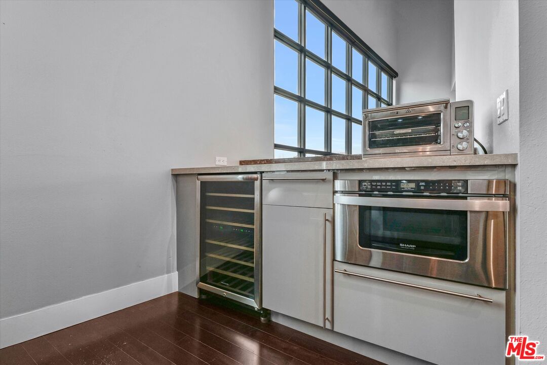 1670 Malcolm Ave Unit: 302