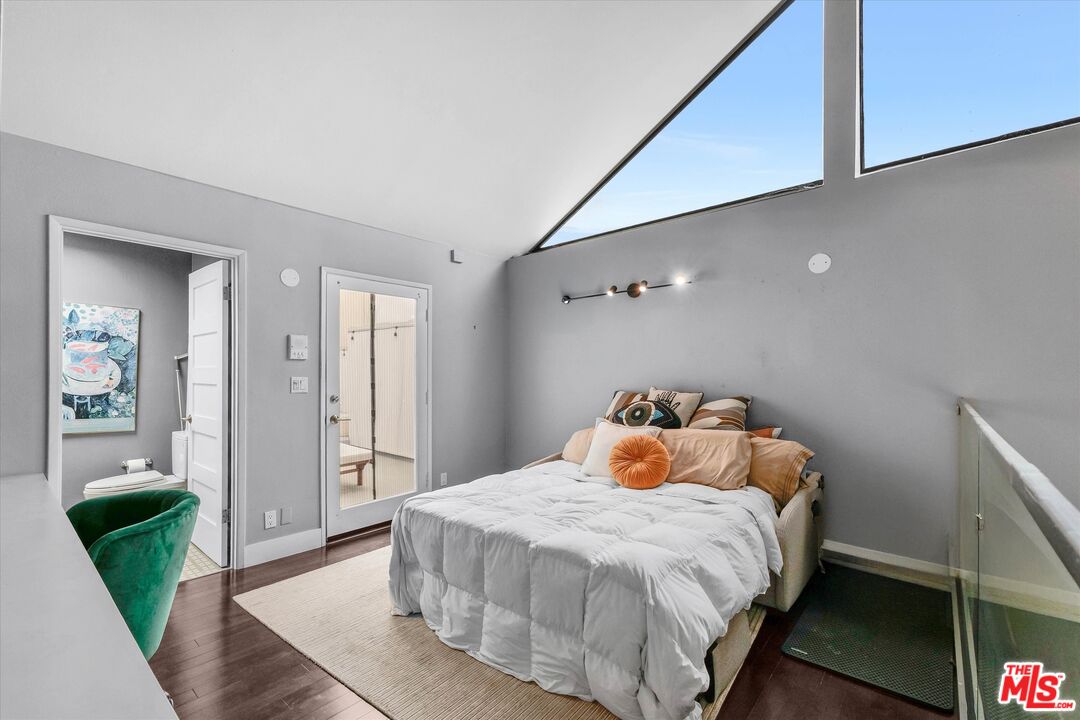 1670 Malcolm Ave Unit: 302