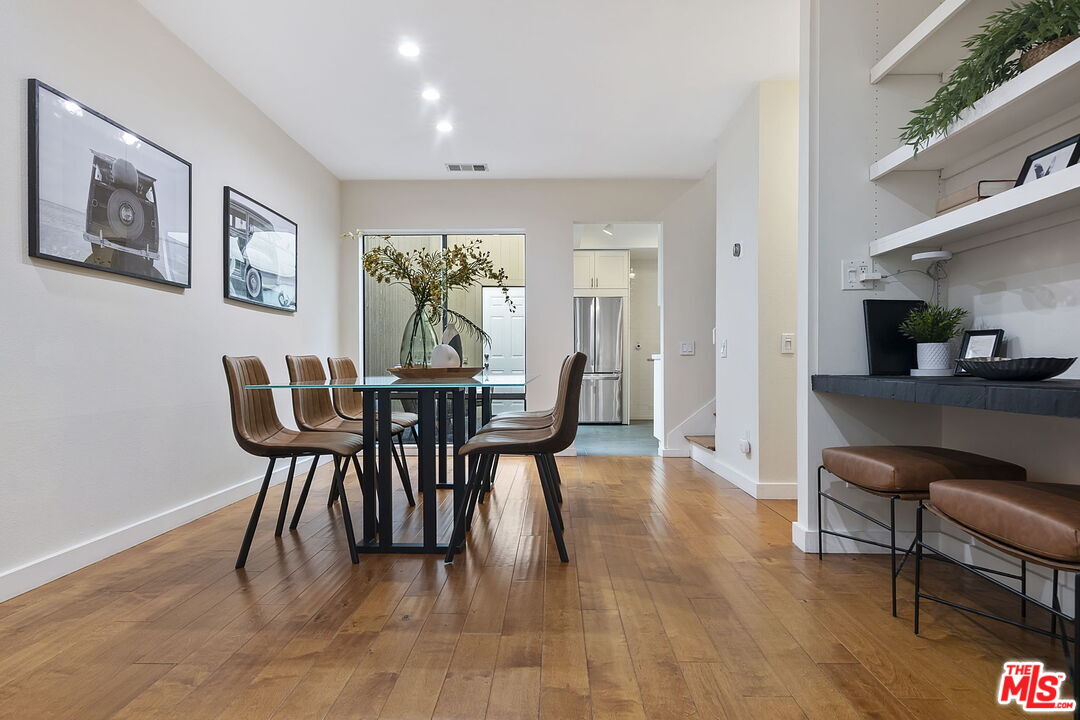 1220 Manning Ave Unit: 4