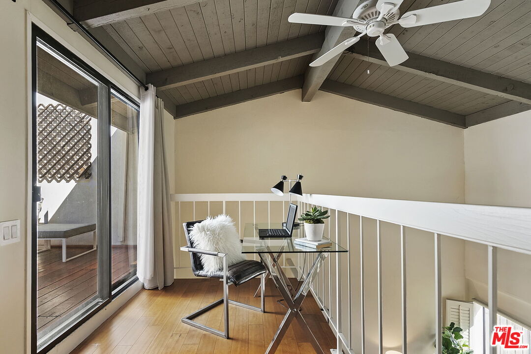 1220 Manning Ave Unit: 4