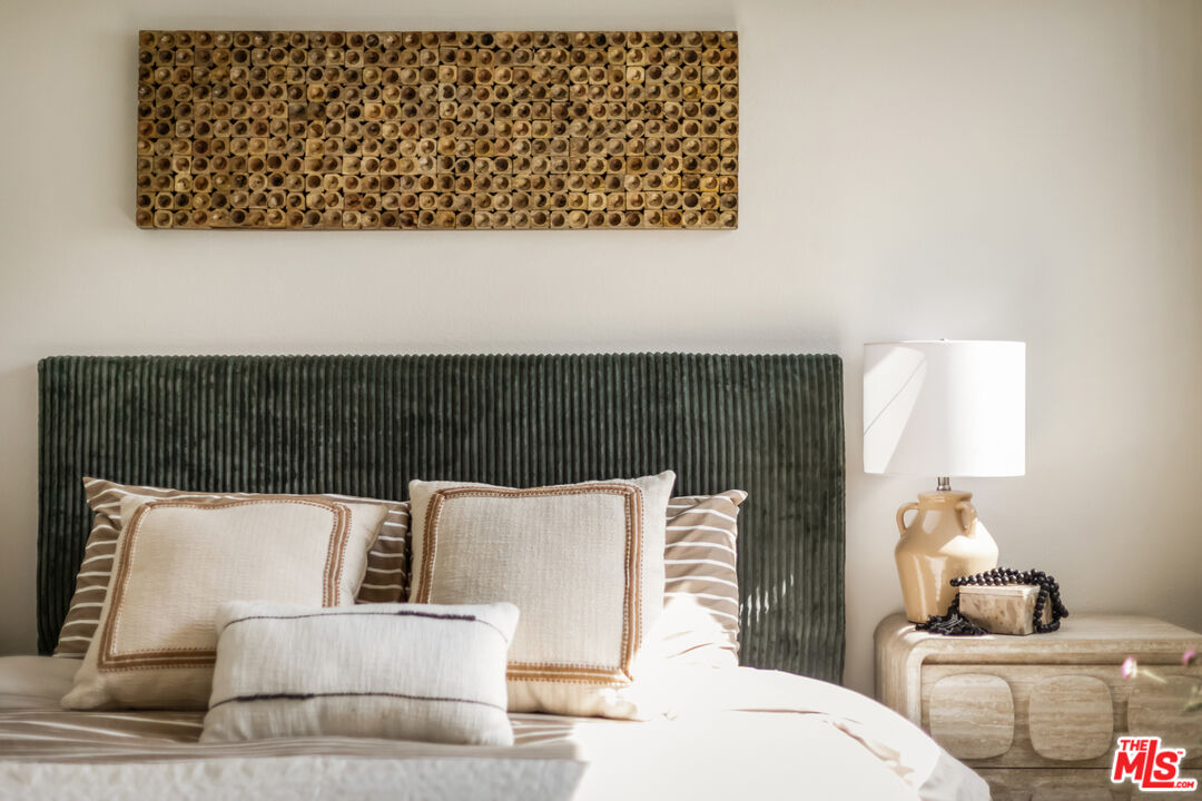 2500 Abbot Kinney Blvd Unit: 25