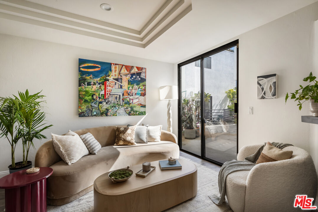 2500 Abbot Kinney Blvd Unit: 25