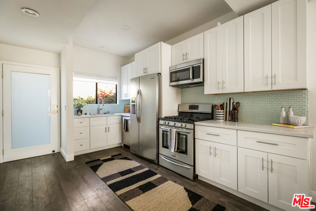 2500 Abbot Kinney Blvd Unit: 25