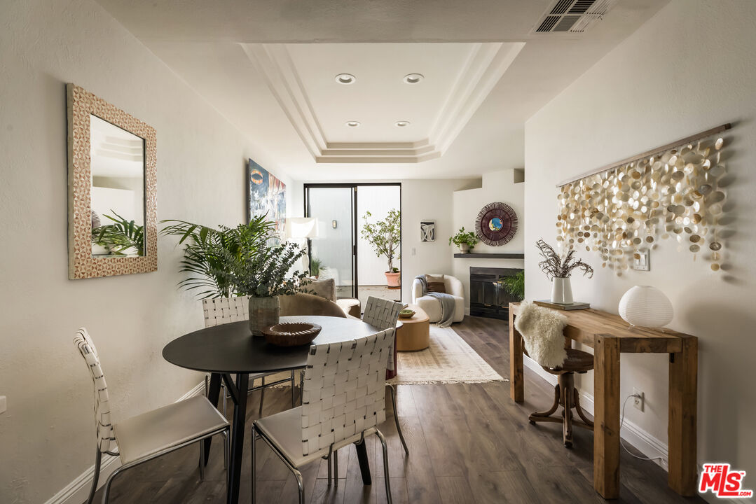 2500 Abbot Kinney Blvd Unit: 25