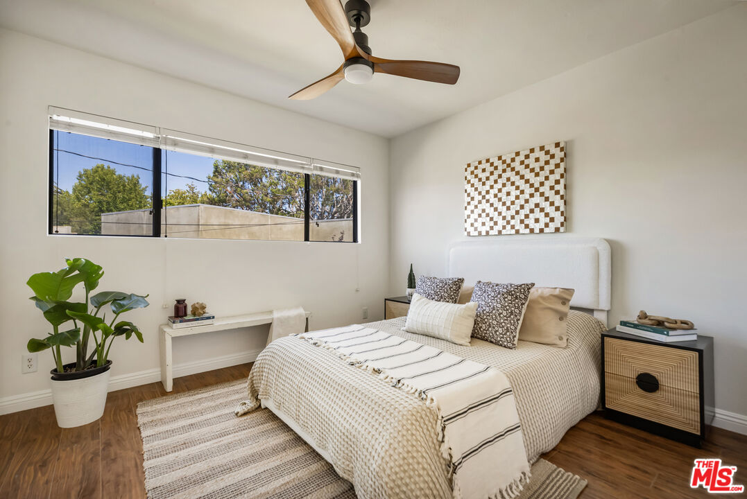 2500 Abbot Kinney Blvd Unit: 25