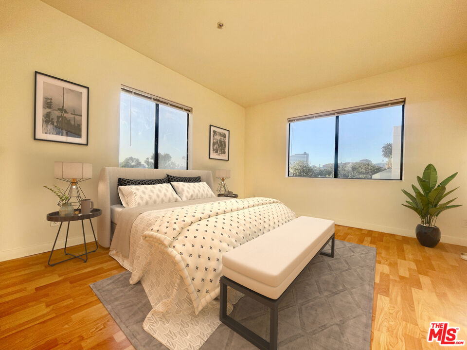 1610 Broadway Unit: #303