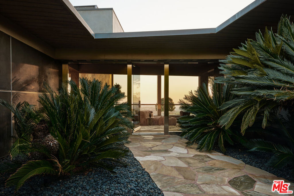 624 Cole Place