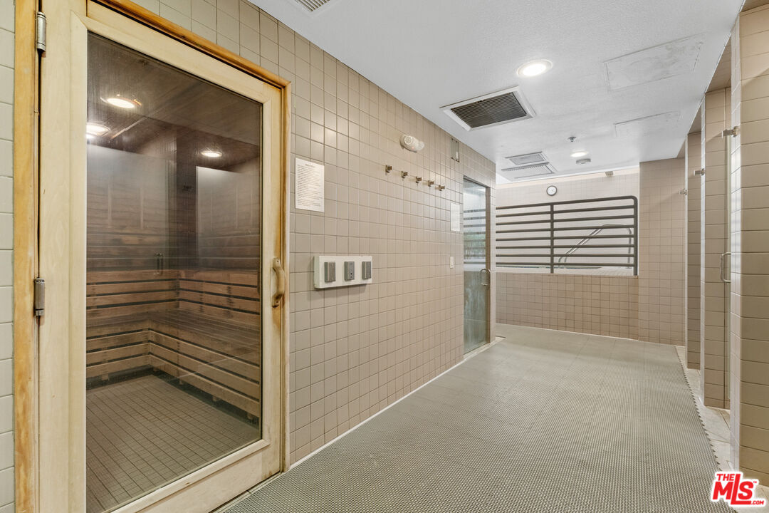 4265 Marina City Dr Unit: 301