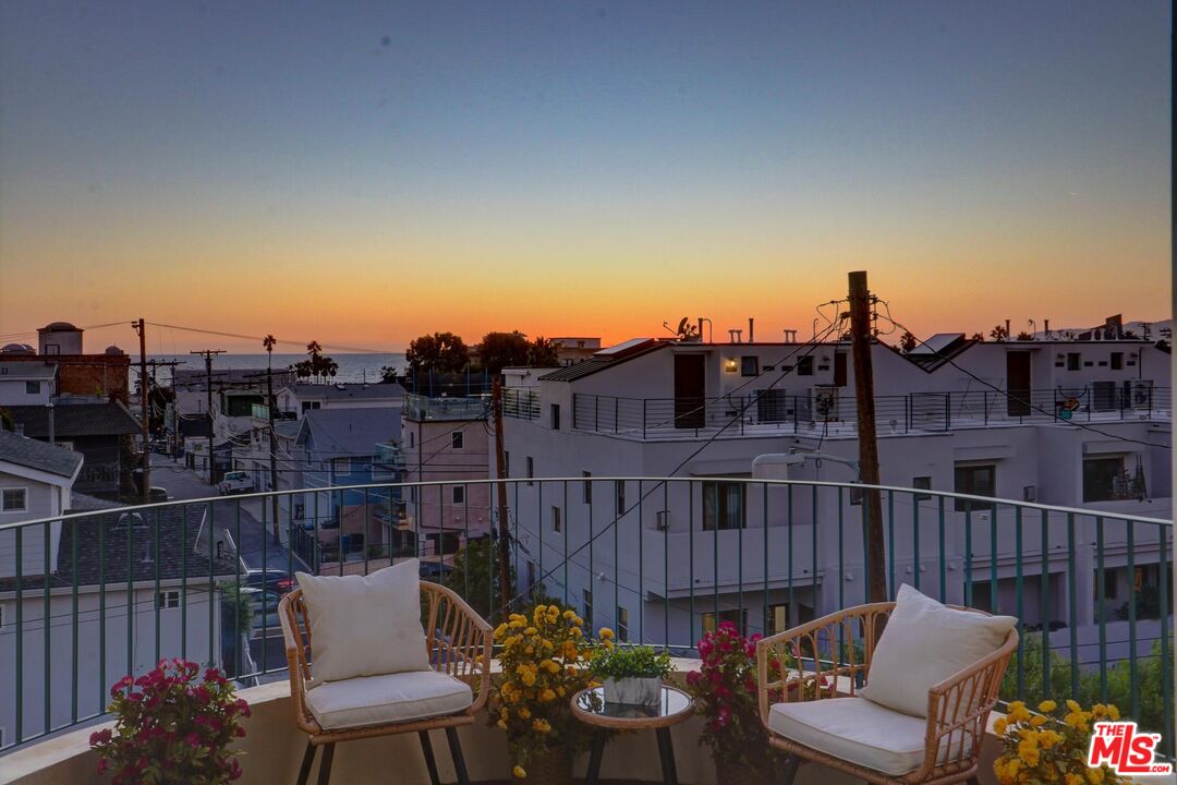 255 Main St Unit: 305