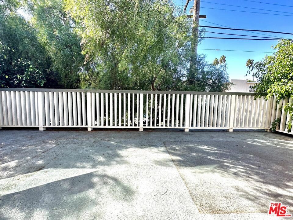 402 Pacific St Unit: 1