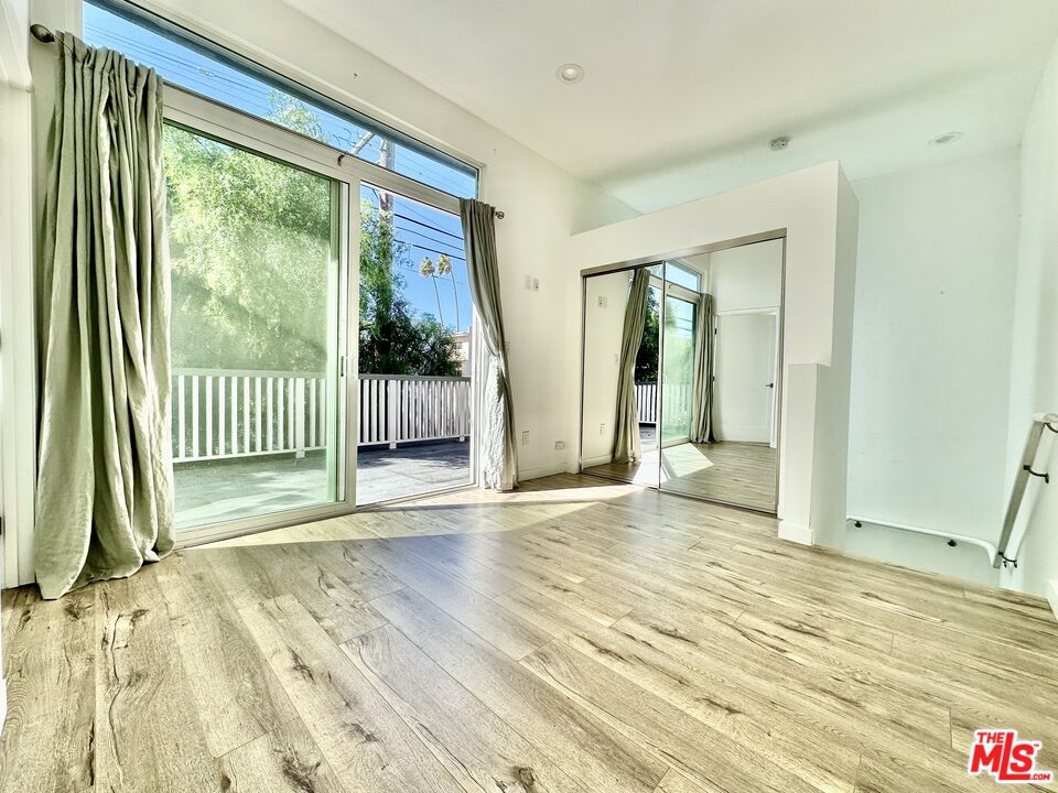 402 Pacific St Unit: 1