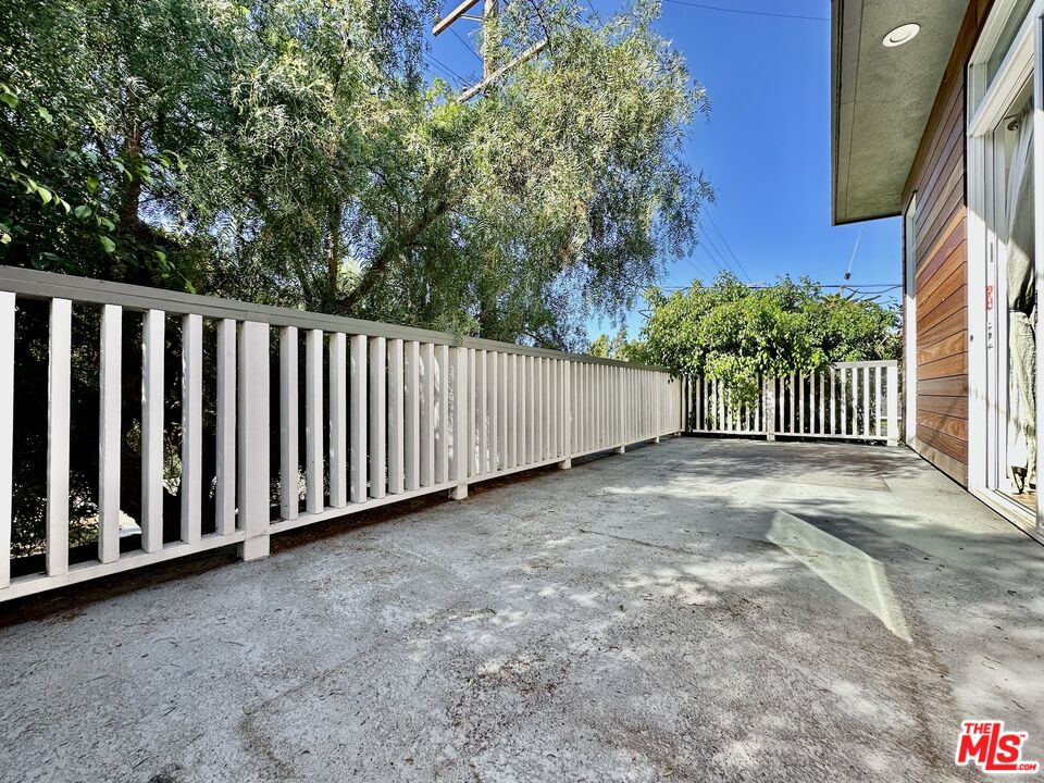 402 Pacific St Unit: 1