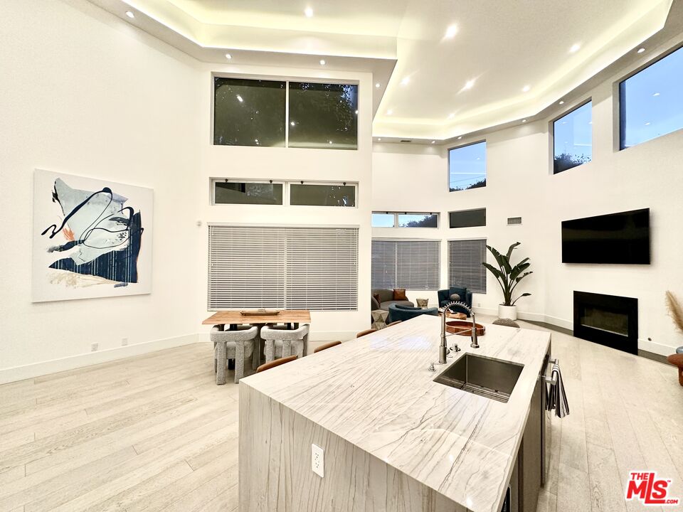 822 Pacific Ave