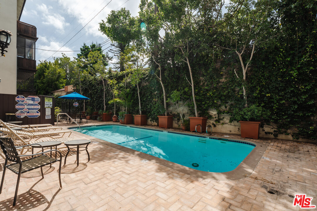 1277 S Beverly Glen Blvd Unit: 408
