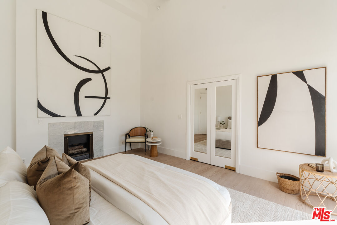 1277 S Beverly Glen Blvd Unit: 408