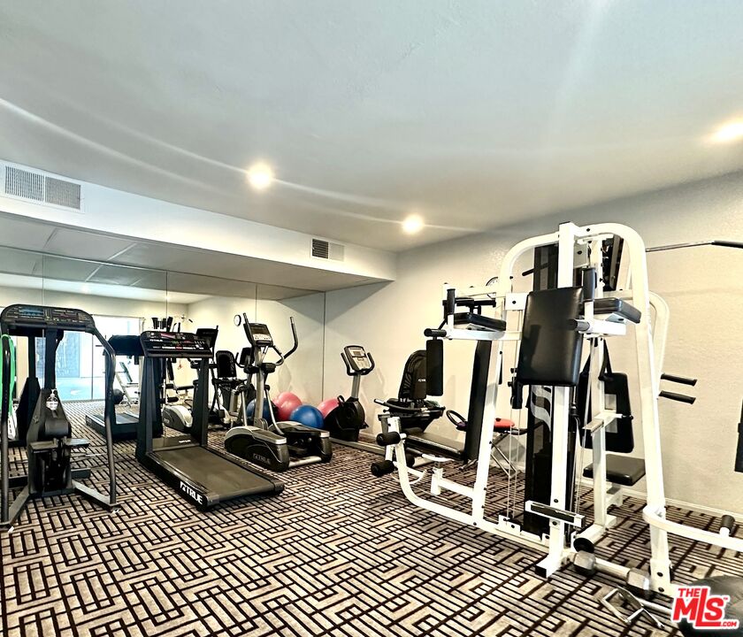 1515 S Beverly Dr Unit: 306