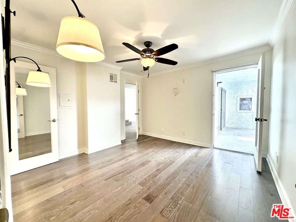 1515 S Beverly Dr Unit: 306