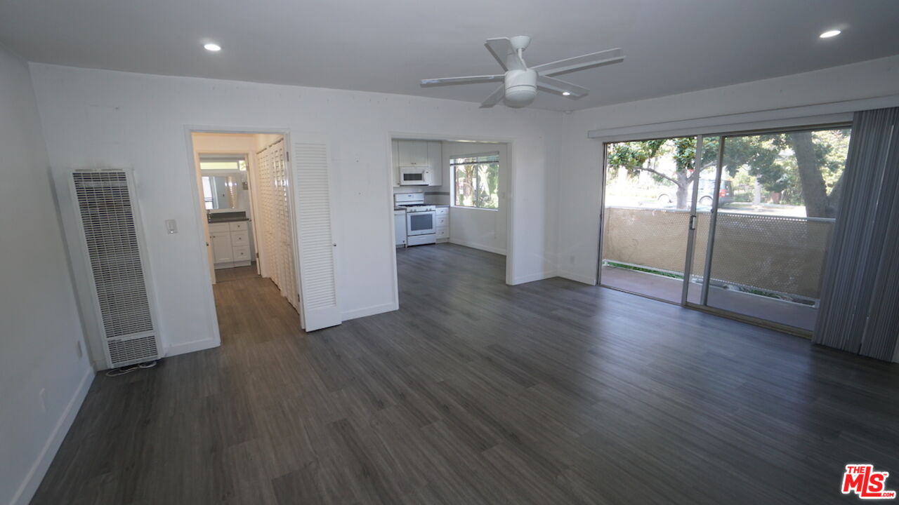 844 6Th St Unit: 1
