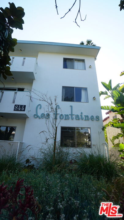 844 6Th St Unit: 1