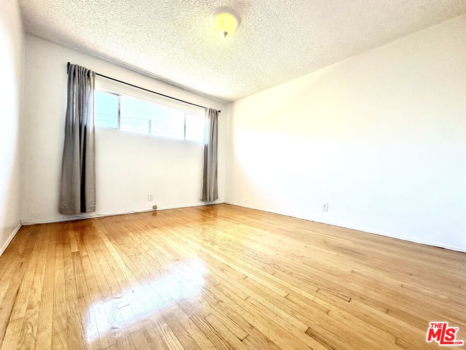 612 Illinois Ct Unit: #2