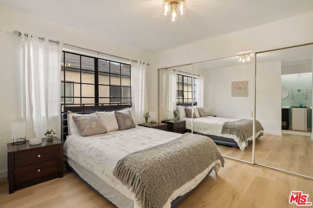 1532 9th St Unit: 2