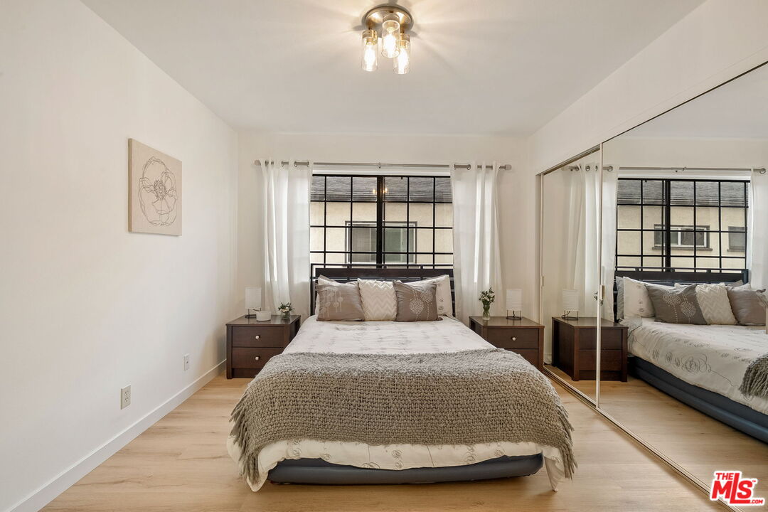 1532 9th St Unit: 2