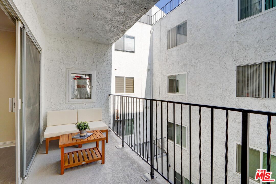 1515 S Beverly Dr Unit: 306