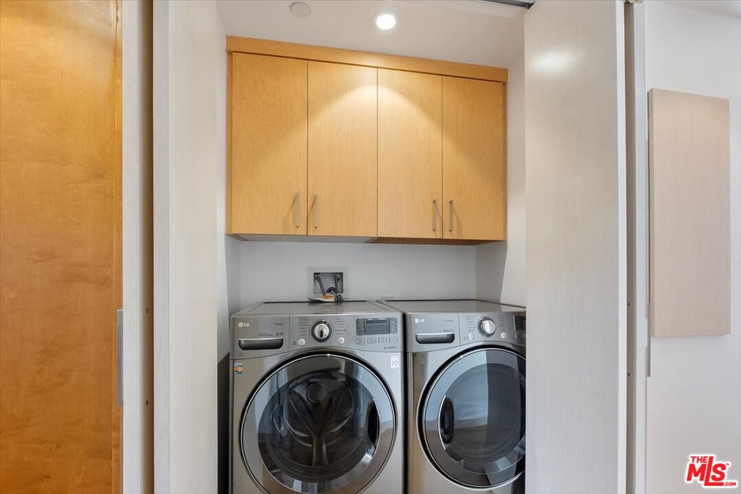 2301 10th St Unit: 3