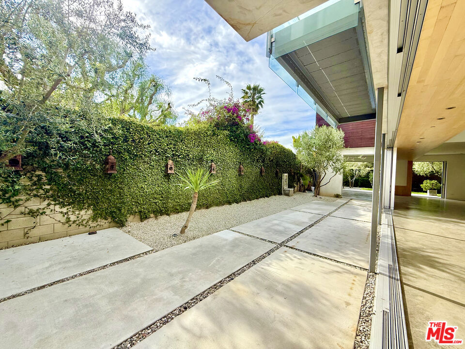 716 Brooks Avenue