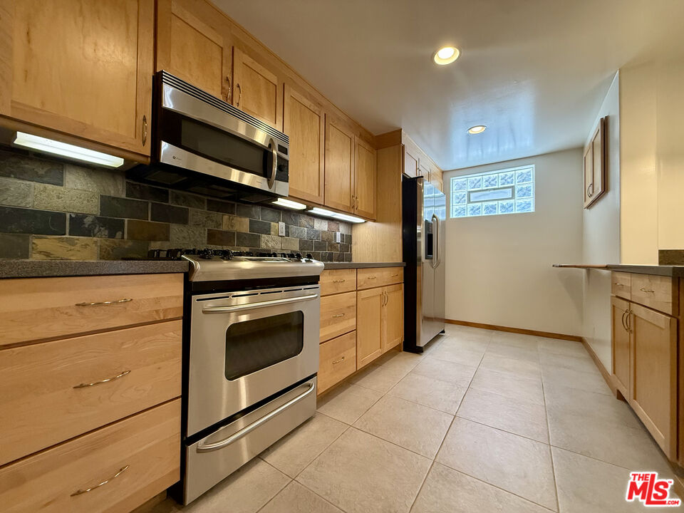 11946 Dorothy St Unit: #10