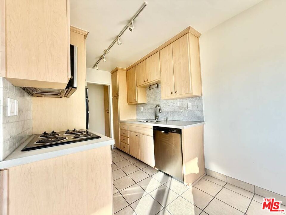 11946 Dorothy St Unit: #7