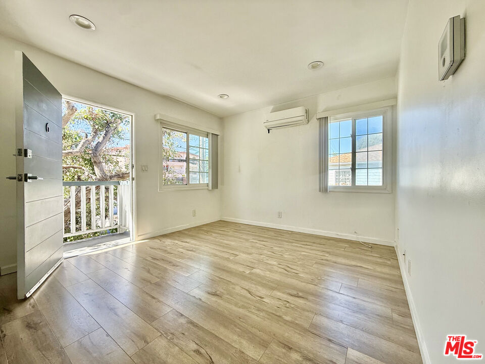 402 Pacific St Unit: #6