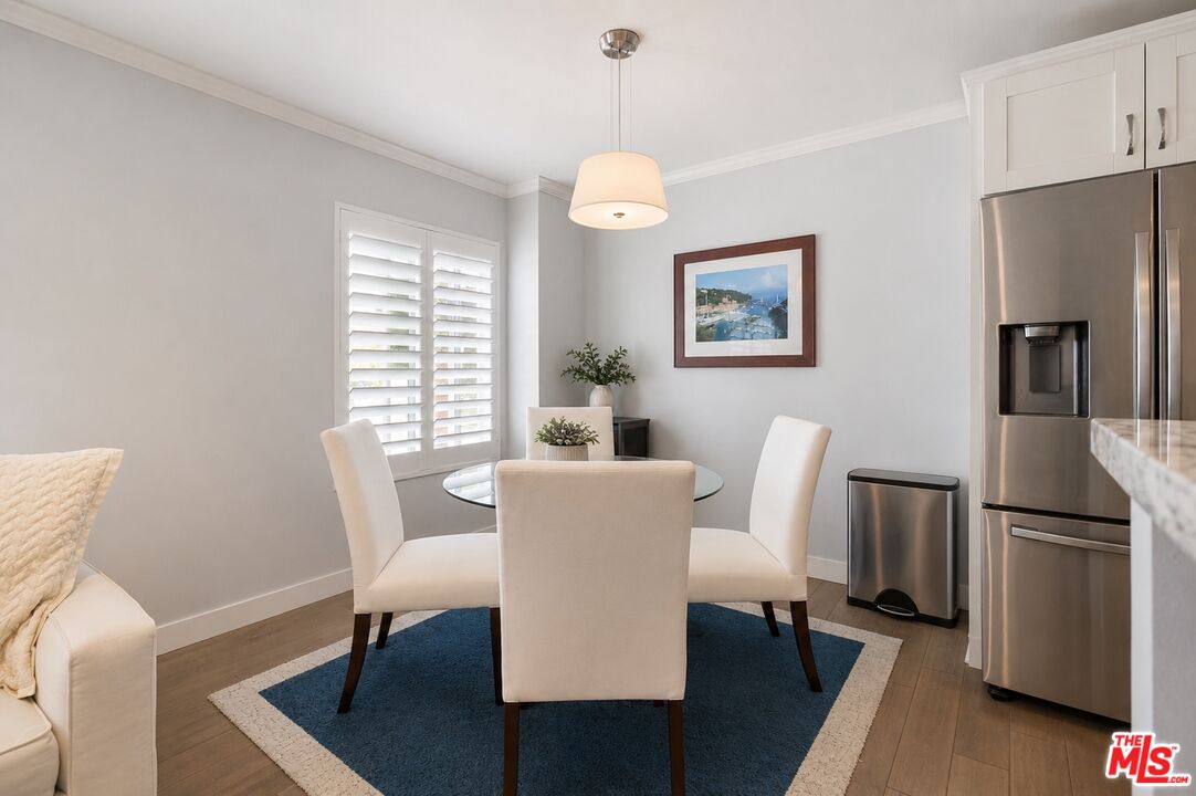 933 11th St Unit: 21