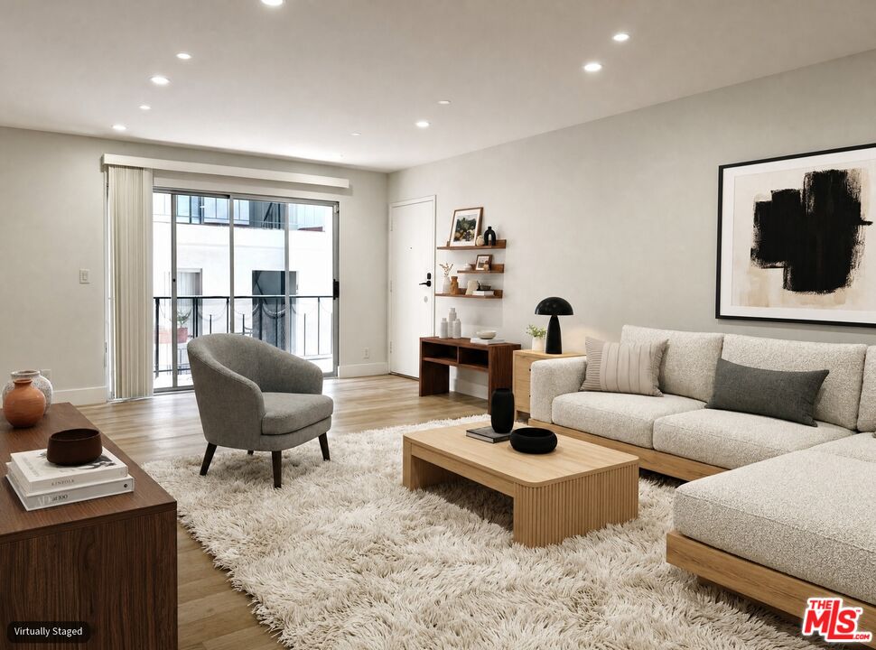 1031 N Laurel Ave Unit: 2