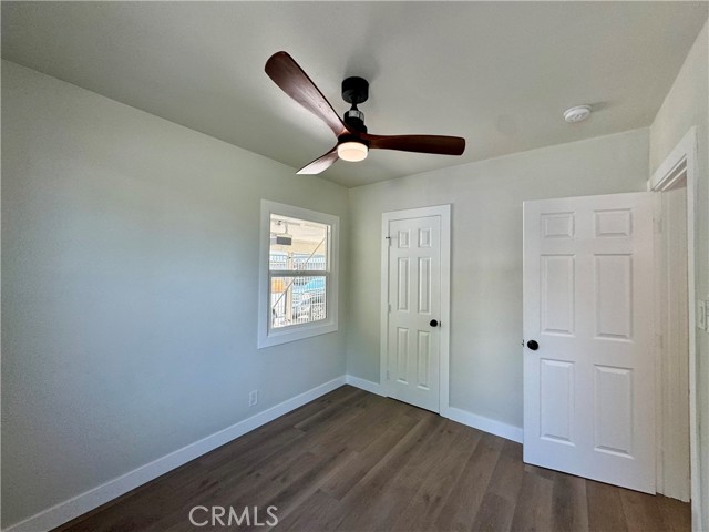 12326 Greene AVE Unit: FRONT HOUS