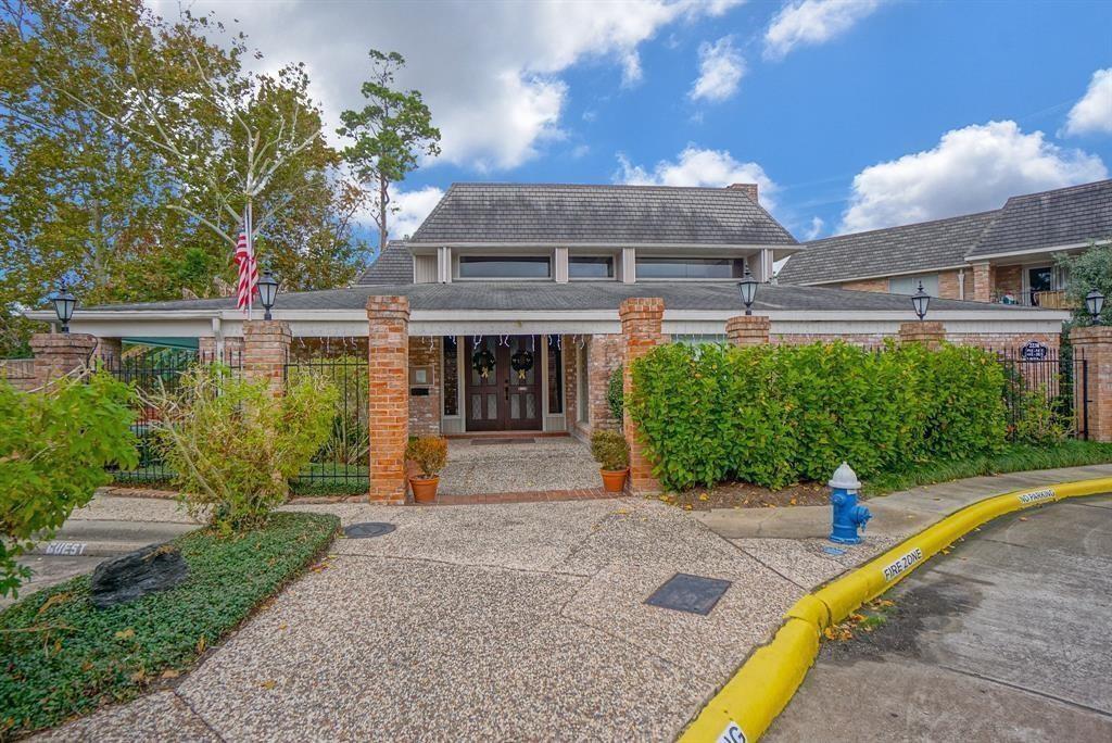 2238 S Piney Point Road # 108