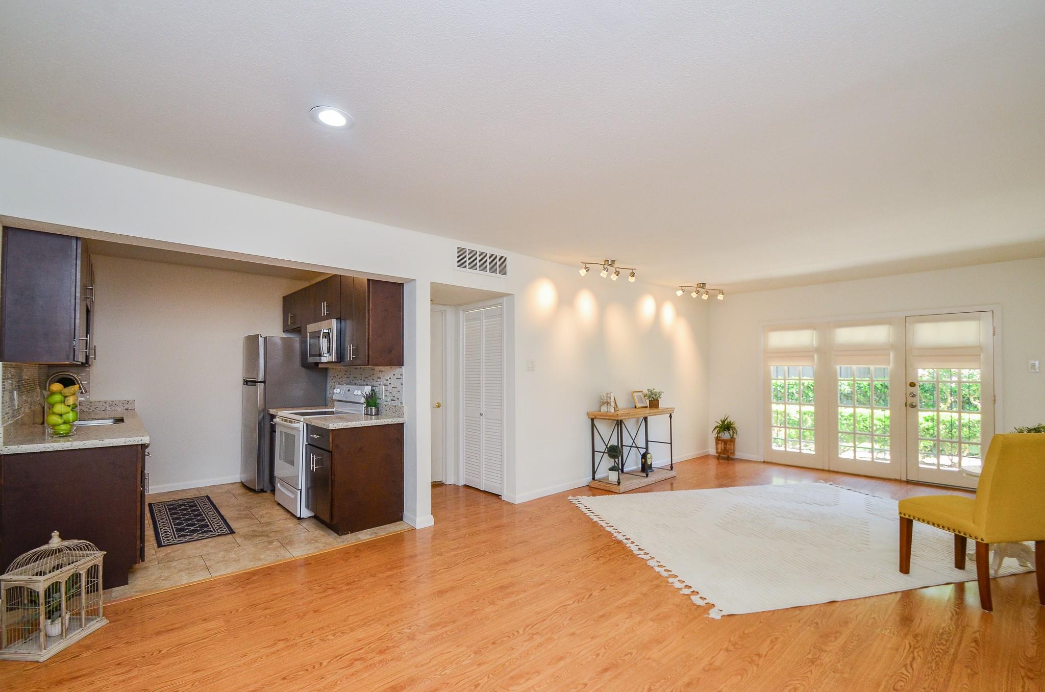 2238 S Piney Point Road # 108