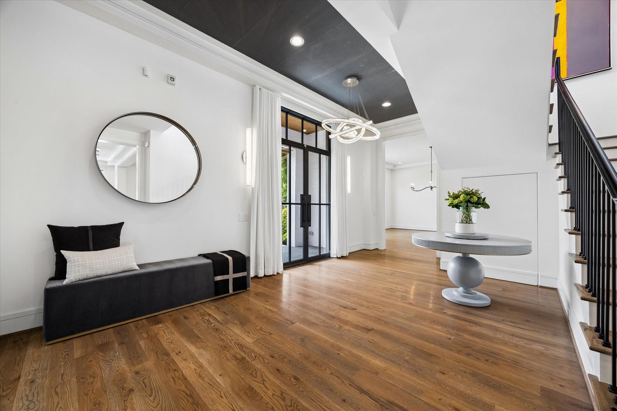 5650 Chevy Chase Drive