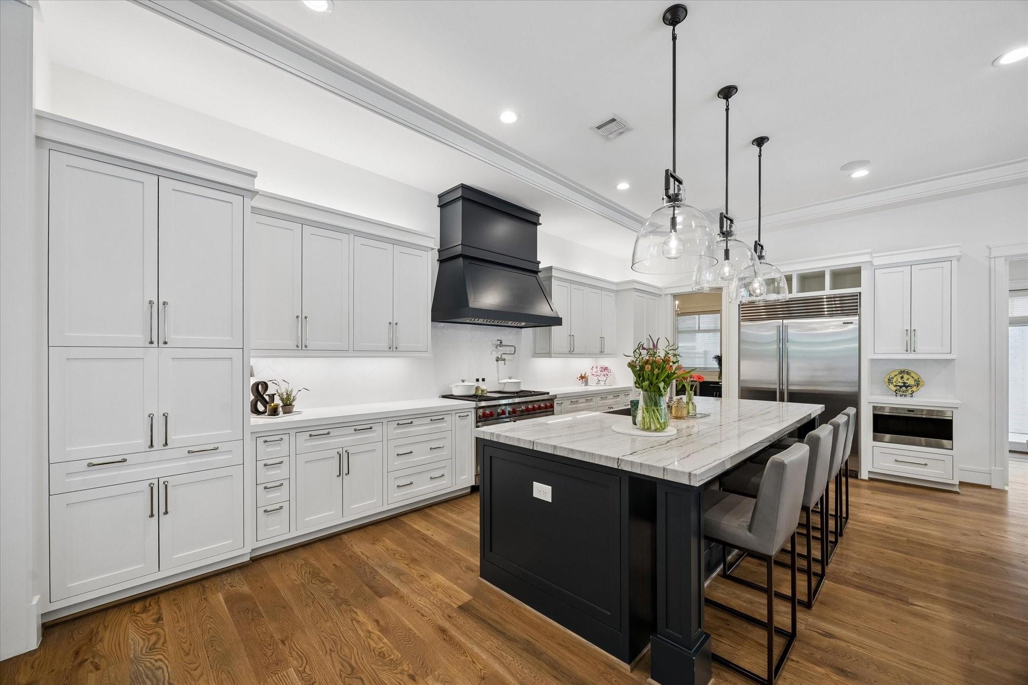5650 Chevy Chase Drive