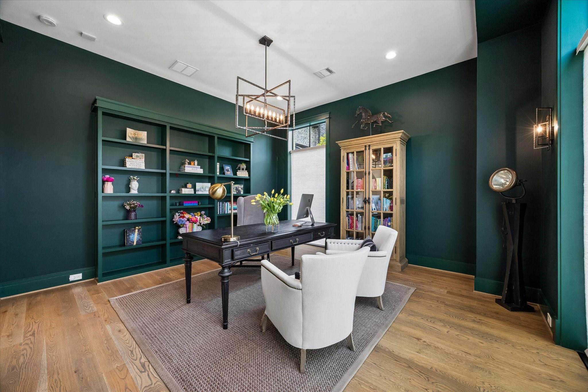 5650 Chevy Chase Drive
