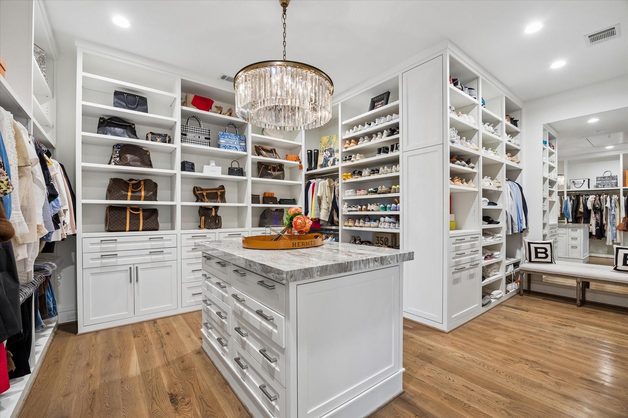5650 Chevy Chase Drive