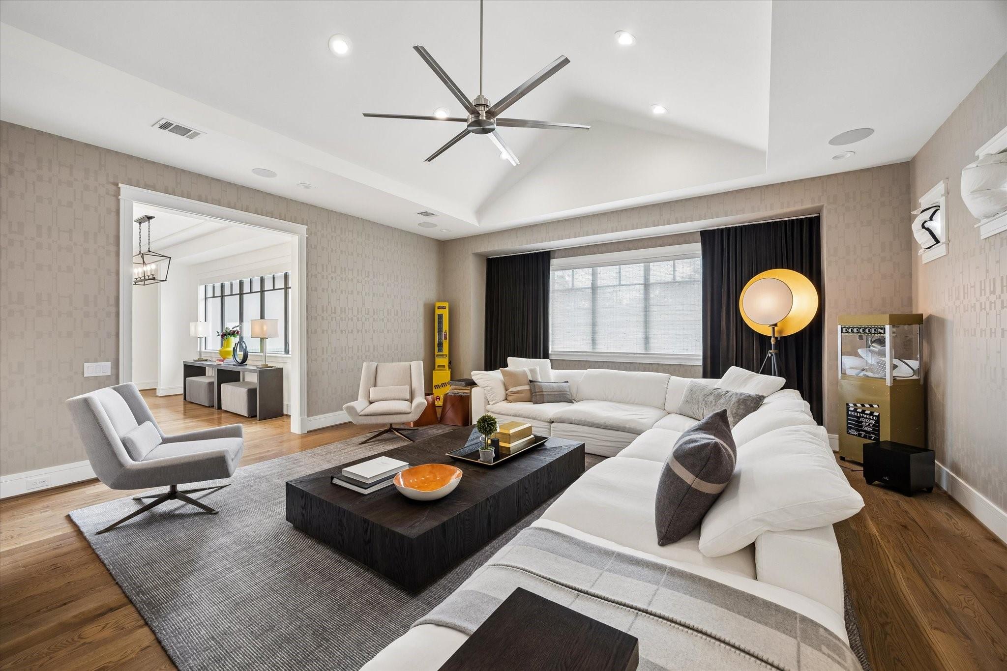 5650 Chevy Chase Drive