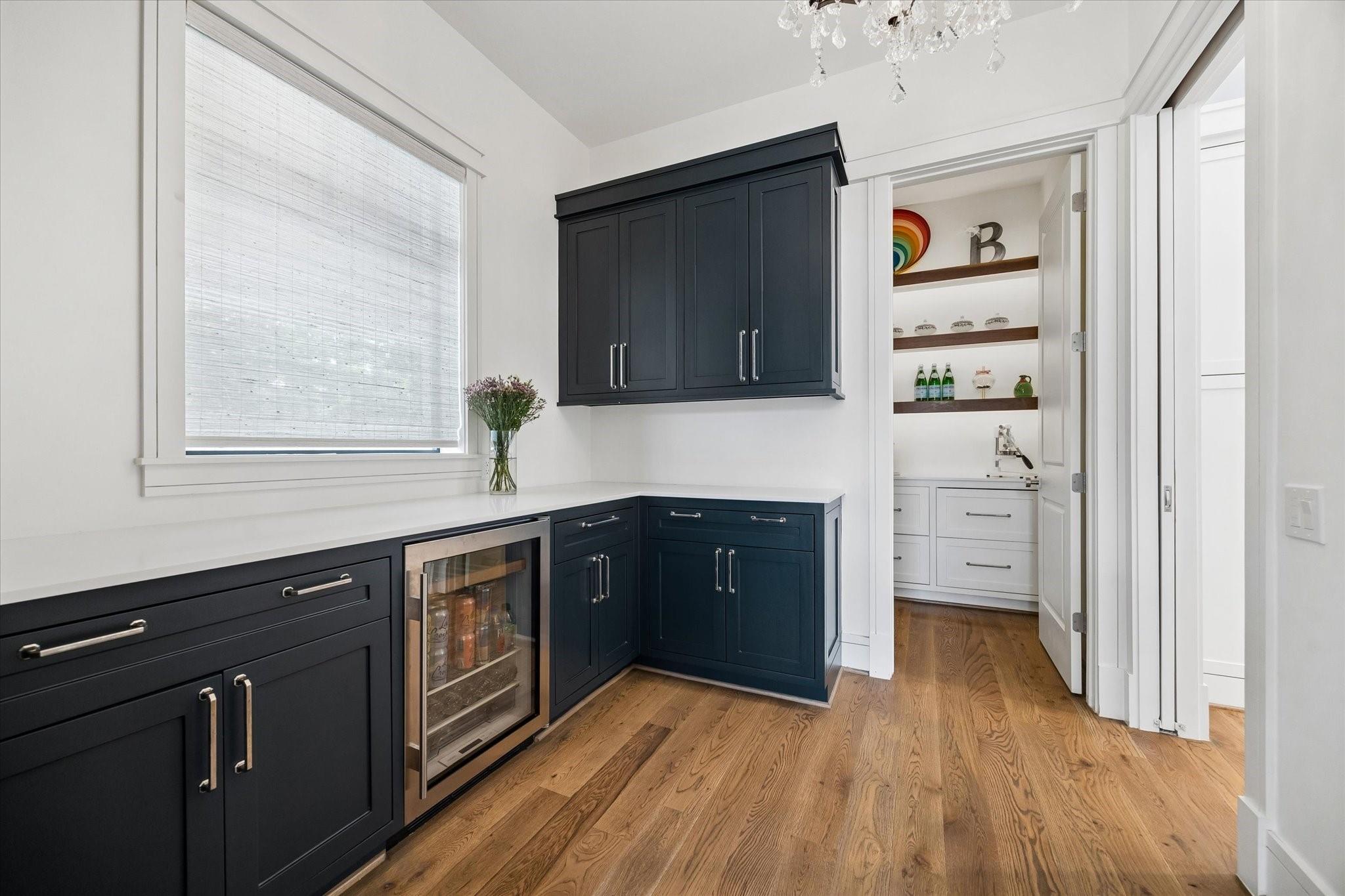 5650 Chevy Chase Drive